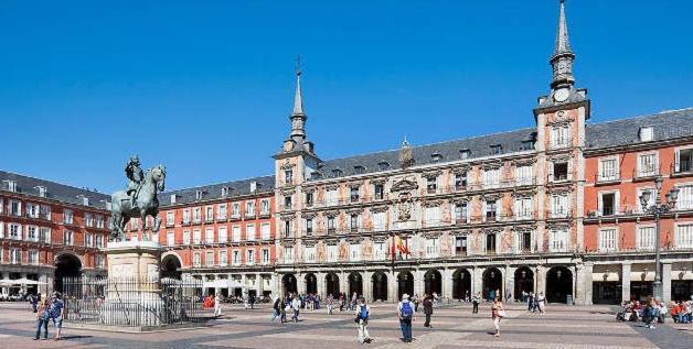 Exclusive Balcony Plaza Mayor Lägenhet Madrid Exteriör bild